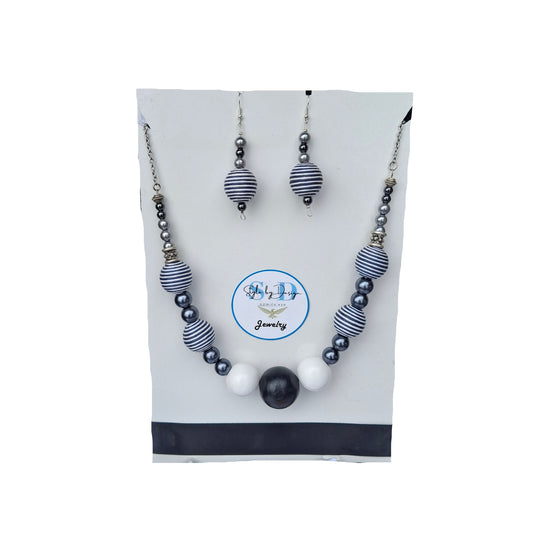 Jewelry set on a display card